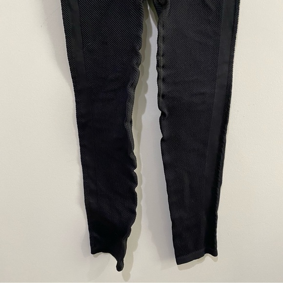 FREE PEOPLE FP Movement Textured Free Throw Legging Black Active Sporty Size XS - Picture 4 of 7